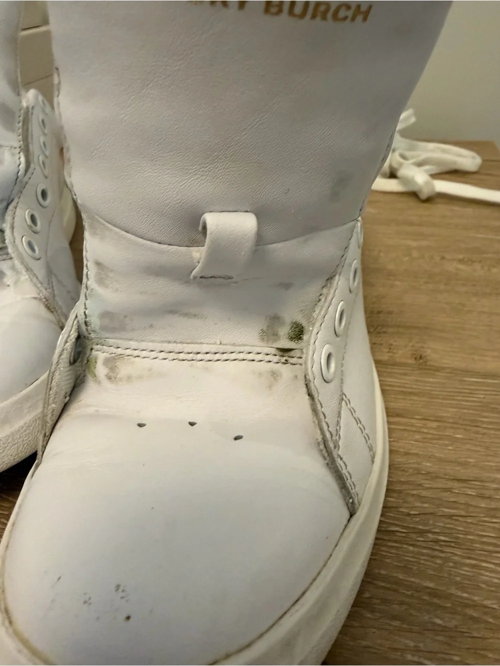 Tory Burch White Leather Low-Top Sneakers with Gold Logo